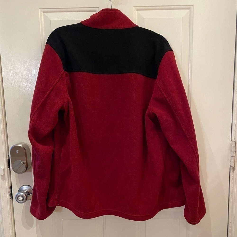 Tommy Hilfiger Fleece Red Black Full Zip Up Jacket 
Men Medium 
Condition 8/10 - Picture 4 of 10